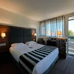 Kyriad Bordeaux - Aeroport Hotel