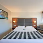 Kyriad Bordeaux - Aeroport 3* Mérignac