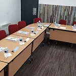 Kyriad Bordeaux - Aeroport 3*