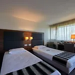Hotel Kyriad Bordeaux - Aeroport 3*