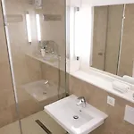 Hotel Kyriad Bordeaux - Aeroport