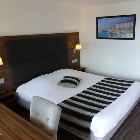 Kyriad Bordeaux - Aeroport 3* Мериньяк