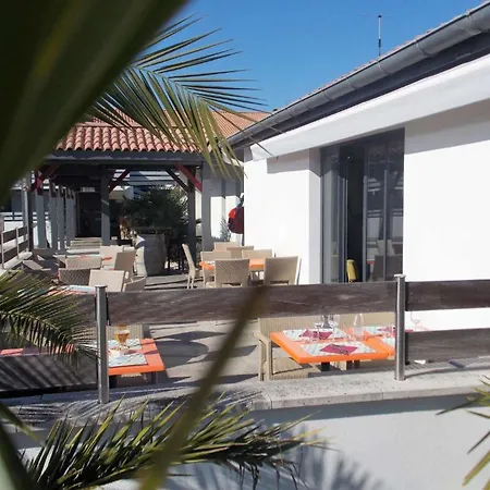 Готель Kyriad Bordeaux - Aeroport