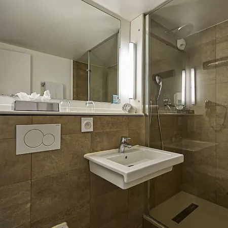 Hotel Kyriad Bordeaux - Aeroport 3*