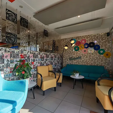 Kyriad Bordeaux - Aeroport 3*