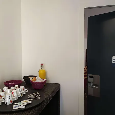 Kyriad Bordeaux - Aeroport Mérignac