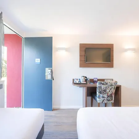 Kyriad Bordeaux - Aeroport Hotel 3*