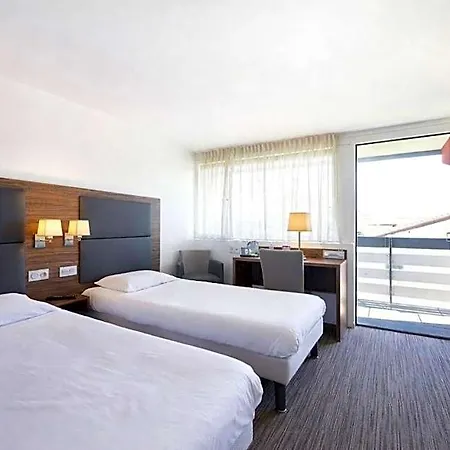 Hotel Kyriad Bordeaux - Aéroport 3*