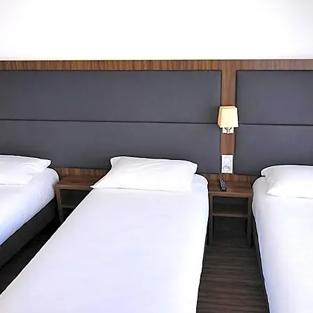 Kyriad Bordeaux - Aéroport 3* Mérignac