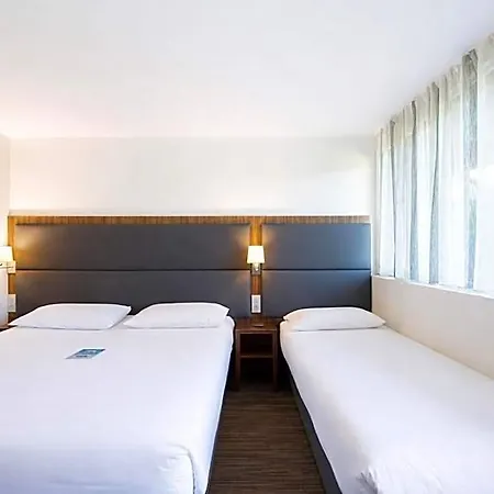 Kyriad Bordeaux - Aéroport Hotel Mérignac