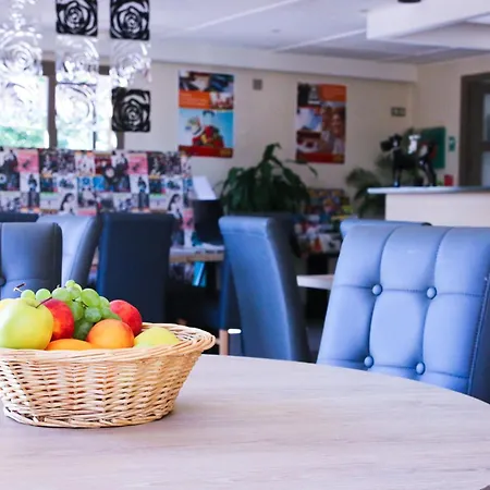 Kyriad Bordeaux - Aeroport Hotel