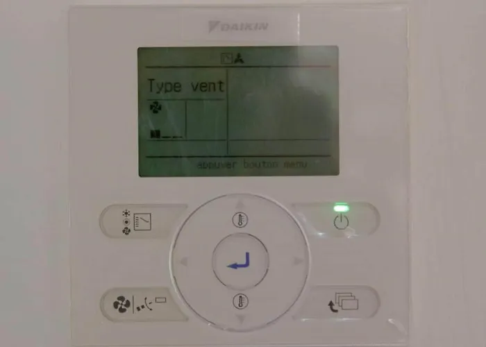 Kyriad Bordeaux - Aeroport Mérignac