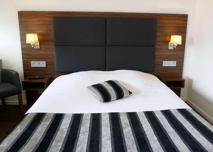 Hotel Kyriad Bordeaux - Aeroport Mérignac