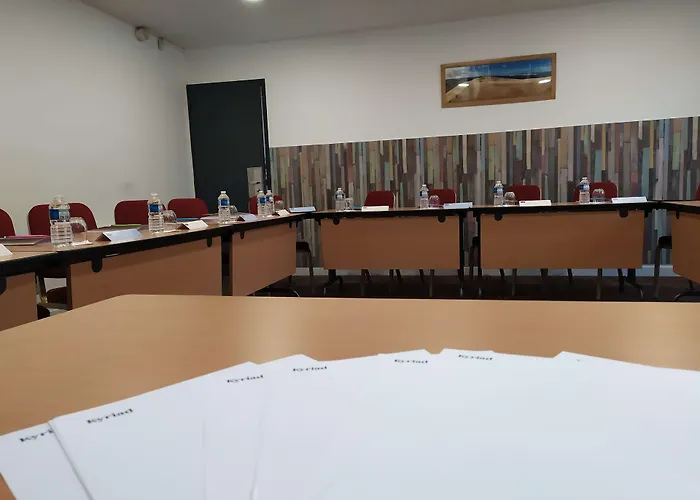 Kyriad Bordeaux - Aeroport 3* Mérignac