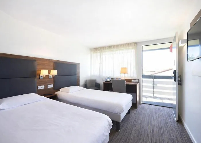 Kyriad Bordeaux - Aeroport Hotel 3*