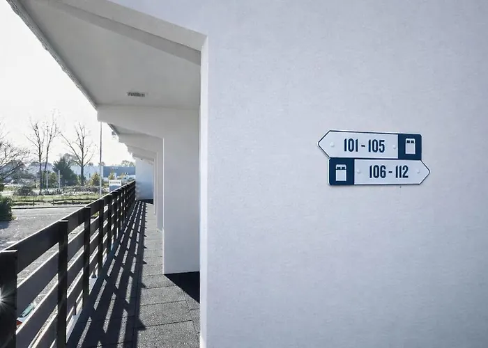 Kyriad Bordeaux - Aeroport Mérignac