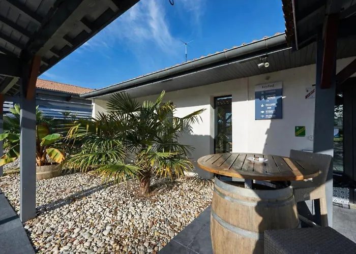 Hotel Kyriad Bordeaux - Aeroport Mérignac