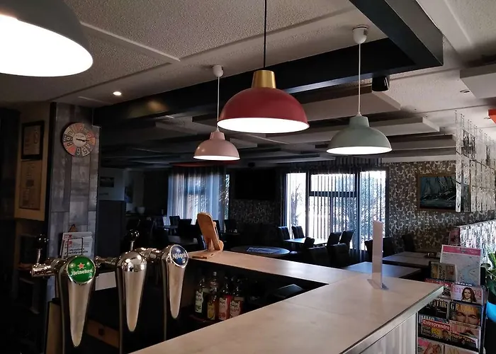 Hotel Kyriad Bordeaux - Aeroport