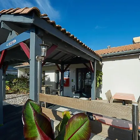 波尔多西部梅里尼亚机场基里亚德酒店 3* Mérignac