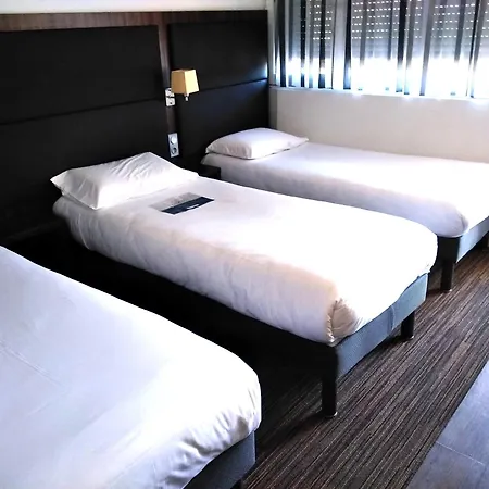 波尔多西部梅里尼亚机场基里亚德酒店 3* Mérignac